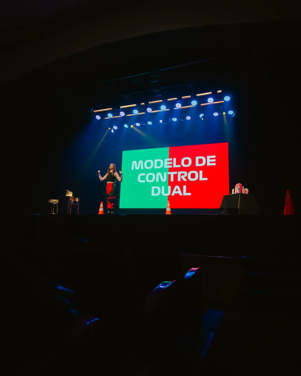 Encendé tu motor — en escena